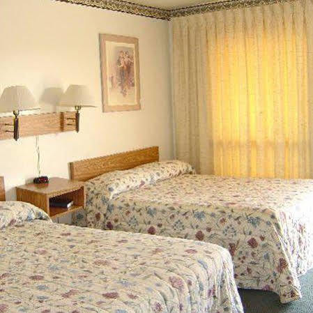 Viking Jr. Motel Saint Peter Exterior photo